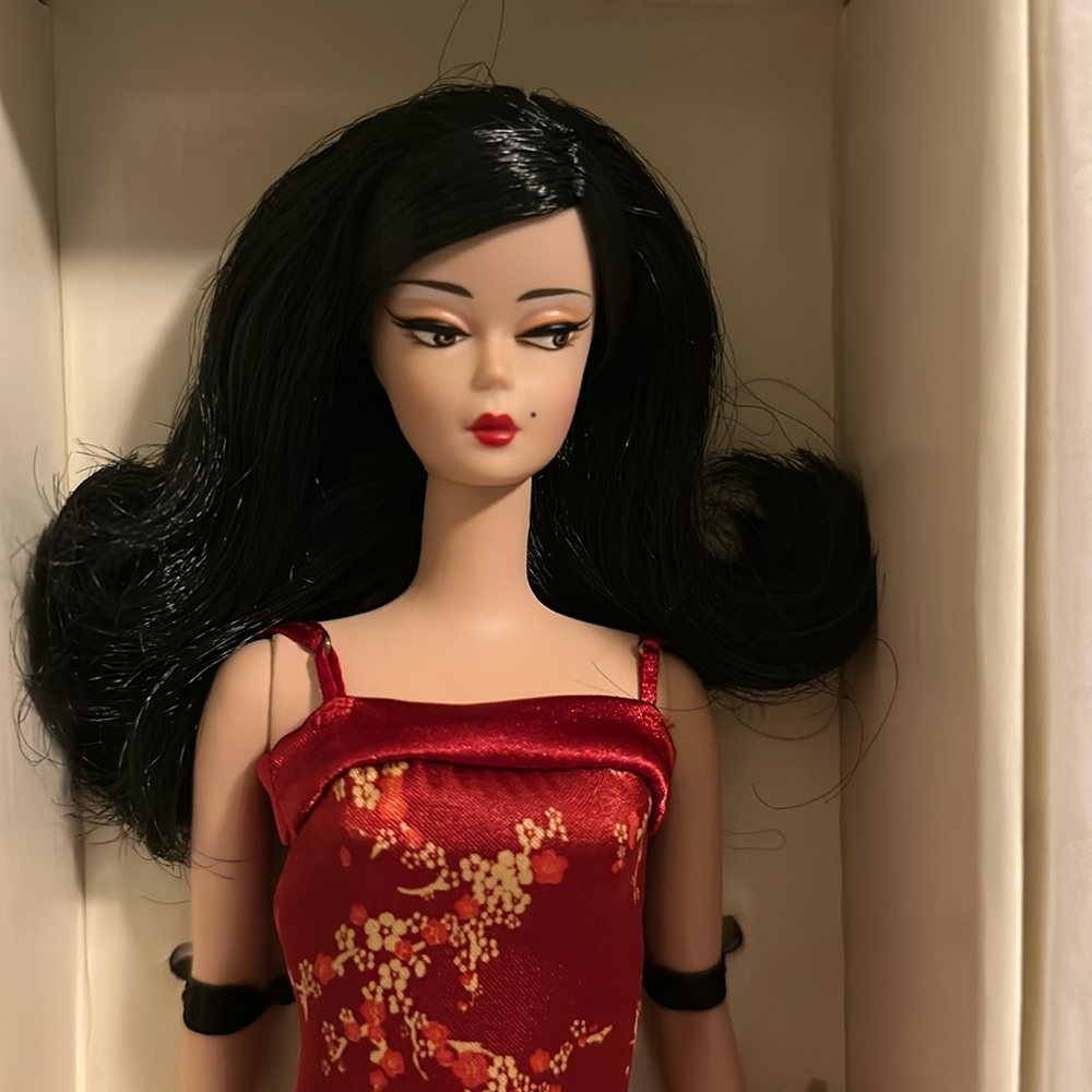 Chinoiserie Red Sunset Silkstone Barbie Doll. Brand New!